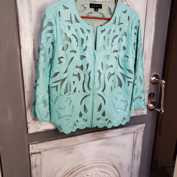 Jacket - Picture 4 of 4